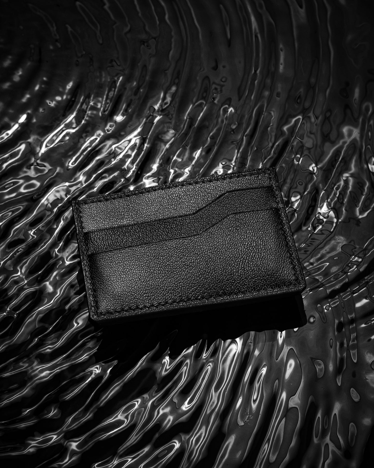 NOIR Slim Cardholder